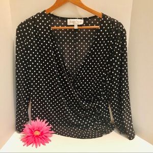 RONNIE NICOLE-3/4 sleeve faux wrap around.